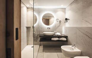 Hotel Strasserwirt Ansitz zu Tirol