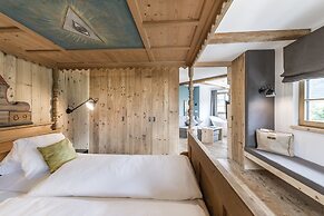 Hotel Strasserwirt Ansitz zu Tirol