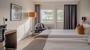 Apple Hotel