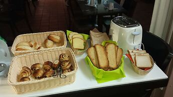 Hotel Kyriad Reims Est Parc des Expositions