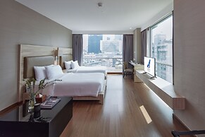 Adelphi Suites Bangkok