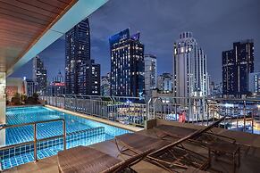 Adelphi Suites Bangkok
