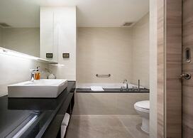 Adelphi Suites Bangkok
