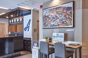 Adelphi Suites Bangkok