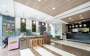 Adelphi Suites Bangkok