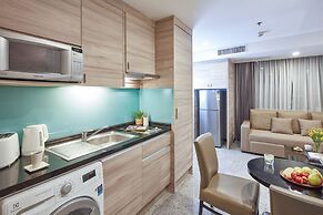 Adelphi Suites Bangkok