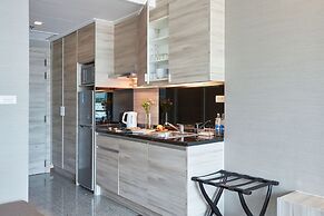 Adelphi Suites Bangkok