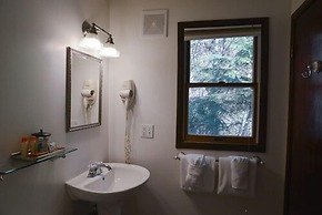 The Inn at Creek Street