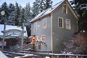 The Inn at Creek Street