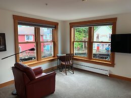 The Inn at Creek Street