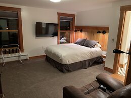 The Inn at Creek Street