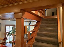 The Inn at Creek Street