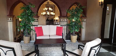 General Francis Marion Hotel