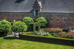 Begijnhof Hotel