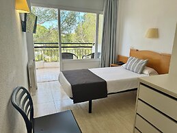 Hotel Cabot Cala Ferrera