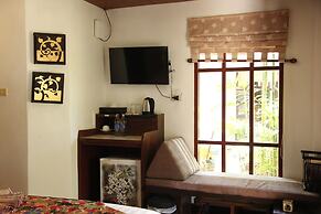 Bangtao Beach Chalet