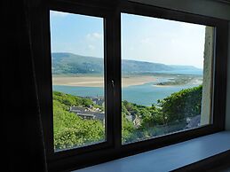 Bryn Melyn Apartments