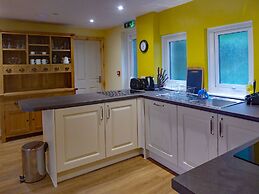 Bryn Melyn Apartments