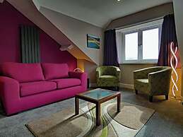 Bryn Melyn Apartments