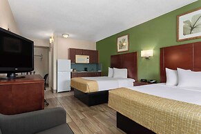 Travelodge Suites by Wyndham Lake Okeechobee