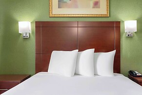 Travelodge Suites by Wyndham Lake Okeechobee