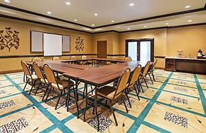 Holiday Inn Express Hotel & Suites Victoria by IHG