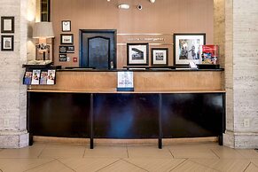 Hampton Inn & Suites Montgomery-Downtown