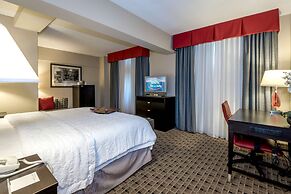 Hampton Inn & Suites Montgomery-Downtown