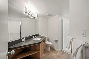 Kahana Falls Maui by VRI Americas