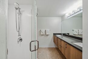 Kahana Falls Maui by VRI Americas