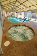 Crown Point Resort