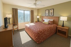 Crown Point Resort