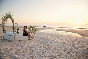 Azura Benguerra Island