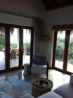 Azura Benguerra Island