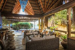 Azura Benguerra Island