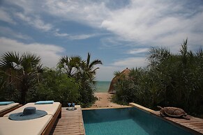 Azura Benguerra Island