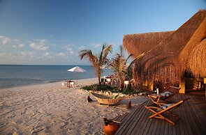 Azura Benguerra Island