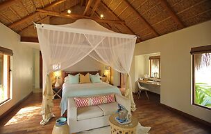 Azura Benguerra Island