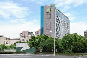 Holiday Inn Shanghai Pudong Nanpu by IHG