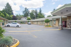Nordic Inn & Suites