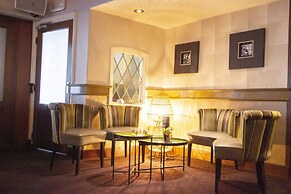 Golden Tulip West Ende
