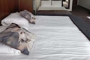 Golden Tulip West Ende