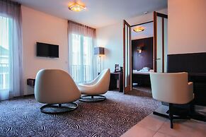 Golden Tulip West Ende