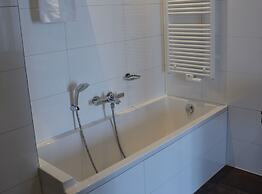 Golden Tulip West Ende