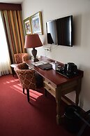 Golden Tulip West Ende
