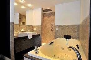 Golden Tulip West Ende