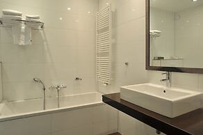 Golden Tulip West Ende