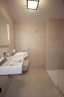 Golden Tulip West Ende