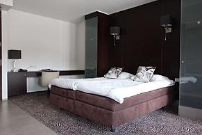 Golden Tulip West Ende