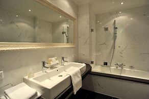 Golden Tulip West Ende